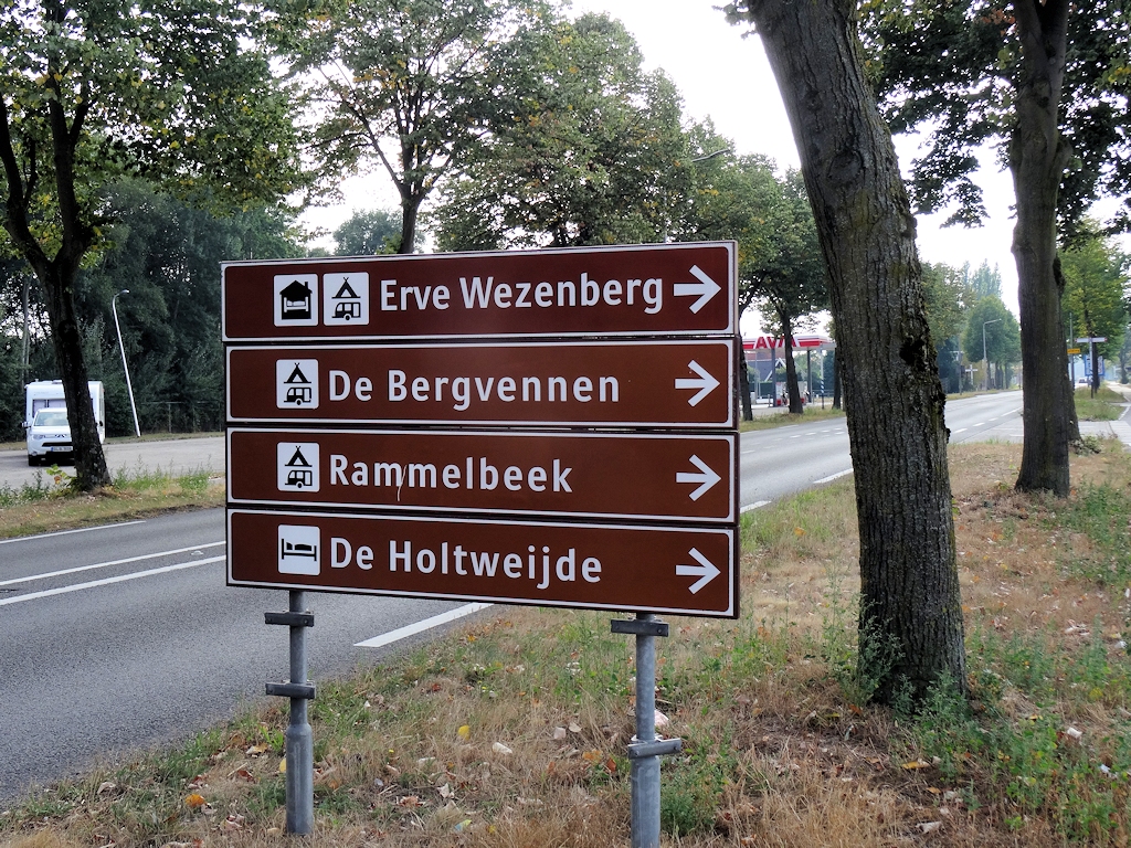 Gleich hinter Nordhorn - Grenze zu den Niederlanden und drei Campingplätze zur Auswahl