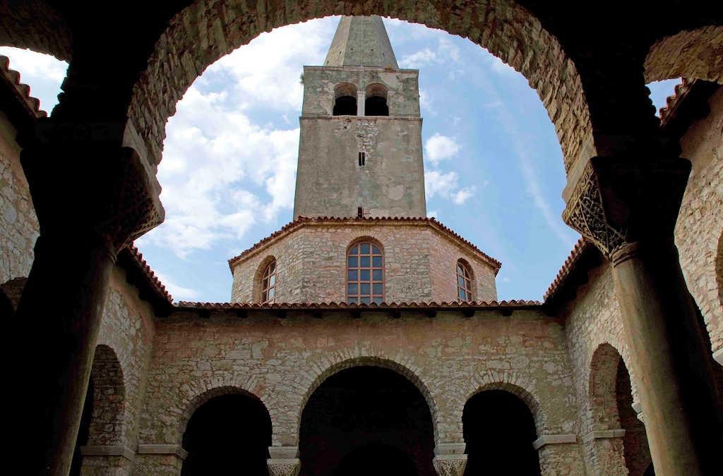 Kroatien - Kirche in Porec